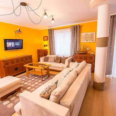 Delux Port Apartmán Kolobřeh